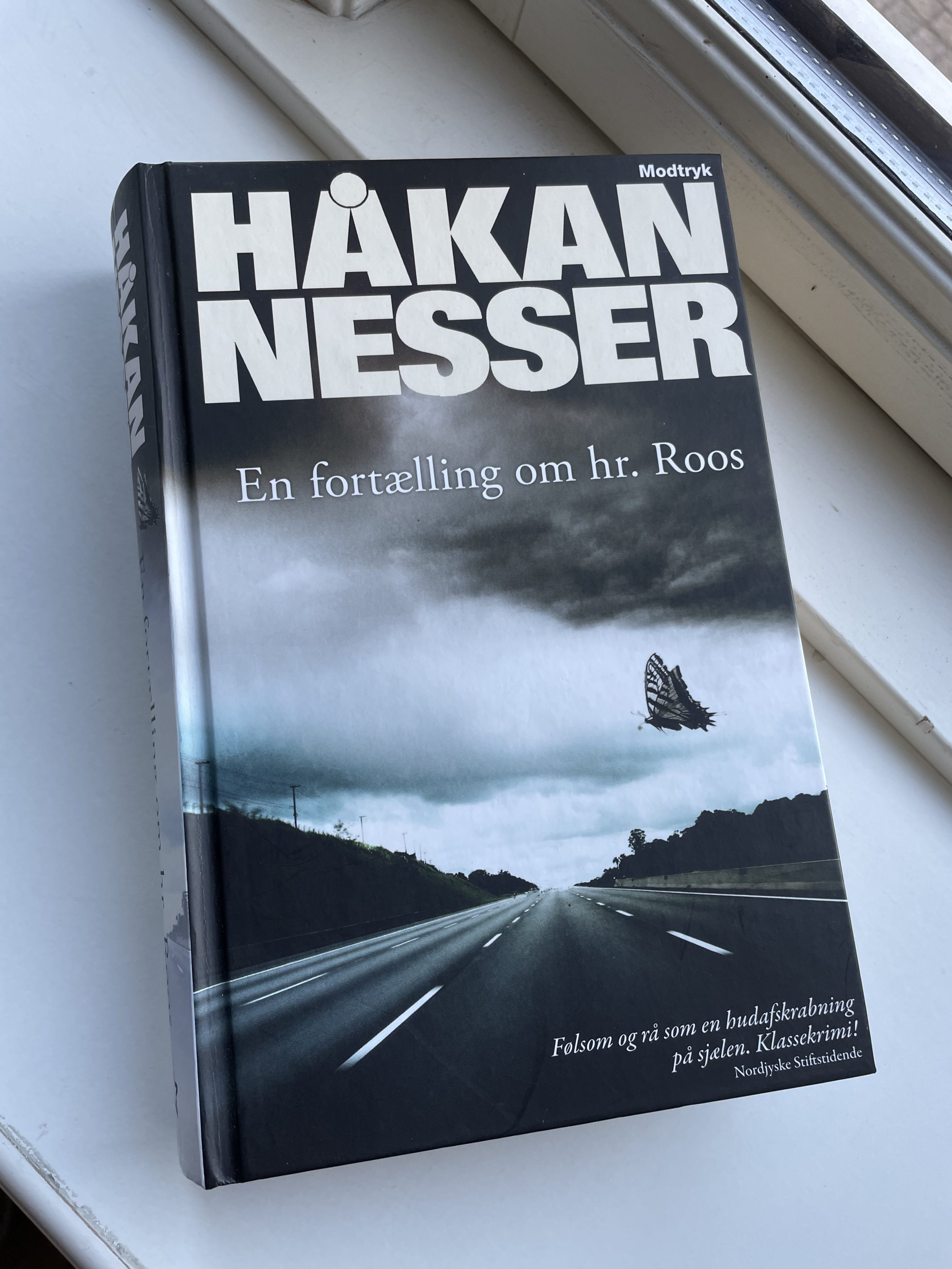 En fortælling om hr. Roos, Håkan Nesser, brugt bog