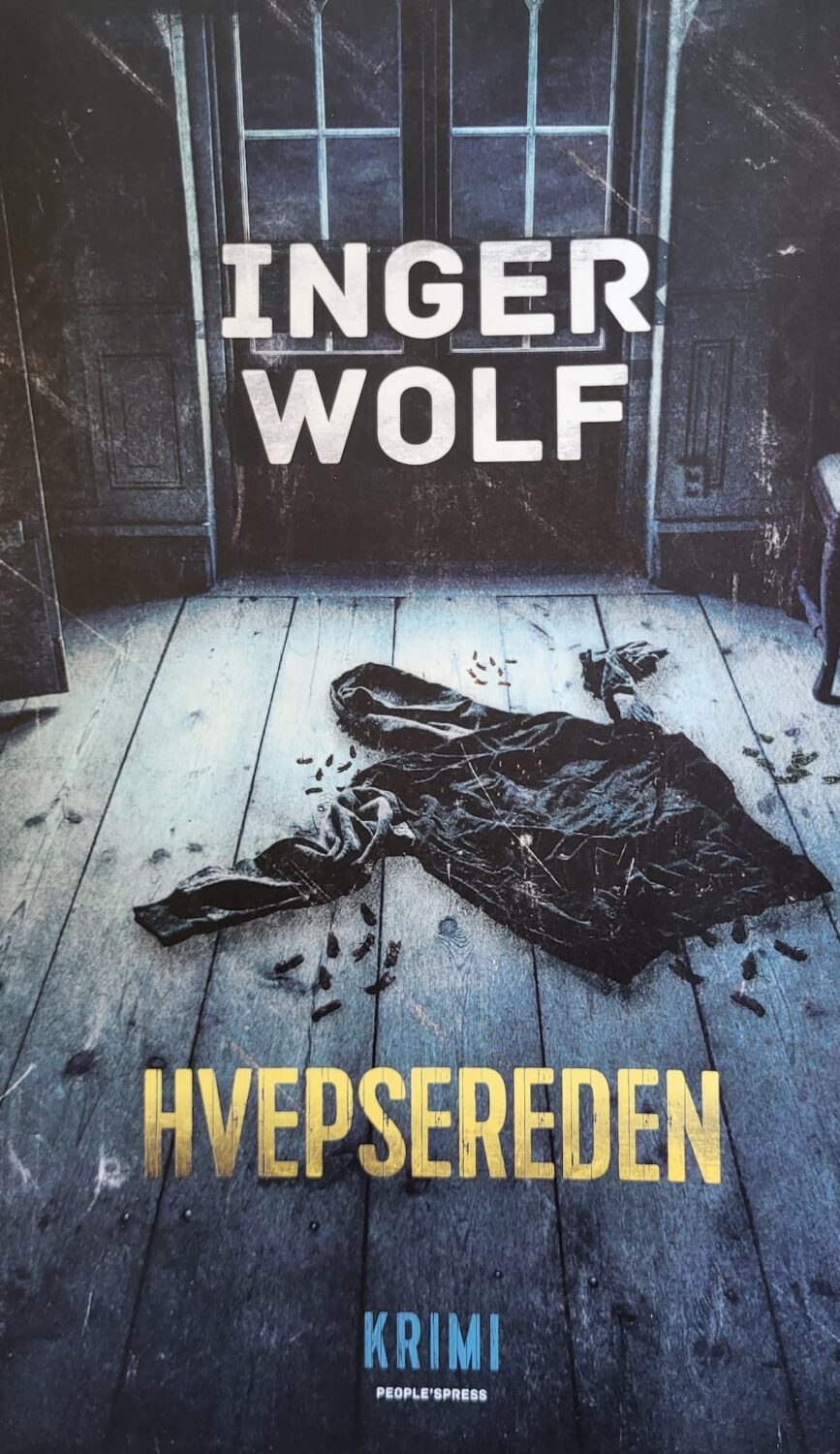 Hvepsereden, Inger Wolf, brugt bog